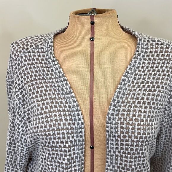 Umgee Lace Trimmed Grey & White Open Cardigan - Size Medium - Picture 3 of 11